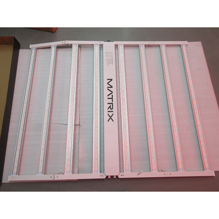 Matrix M8 Dyna Spectrum Tunable 860 Watt LED Grow Light