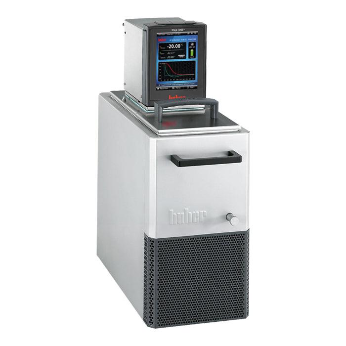 Huber CC-K6 with Pilot One Refrigerated Heating Circulation Bath, 110 Volt