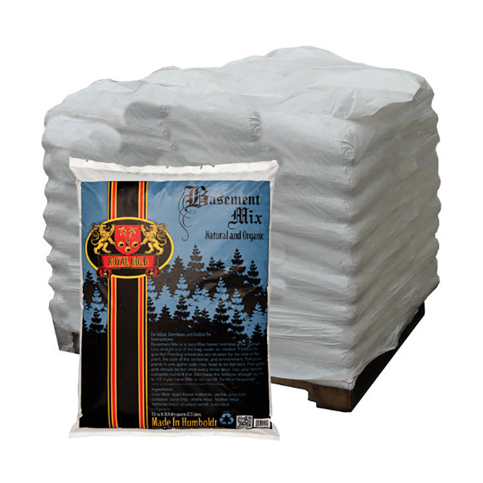 Royal Gold Basement Soilless Potting Mix, 1.5 cf - Pallet of 60 Bags