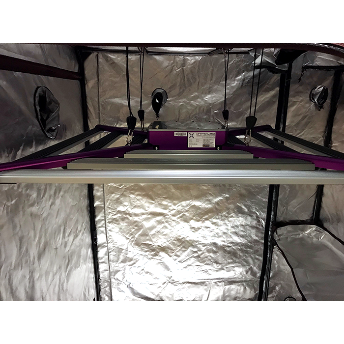 KIND X² Professional 750 Watt LED Grow Light, 240 Volt