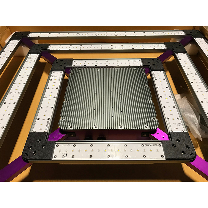 KIND X² Professional 750 Watt LED Grow Light, 240 Volt