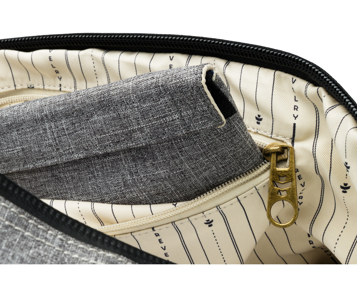 Revelry Supply The Continental Large Odor Absorbing Duffel, Crosshatch Grey