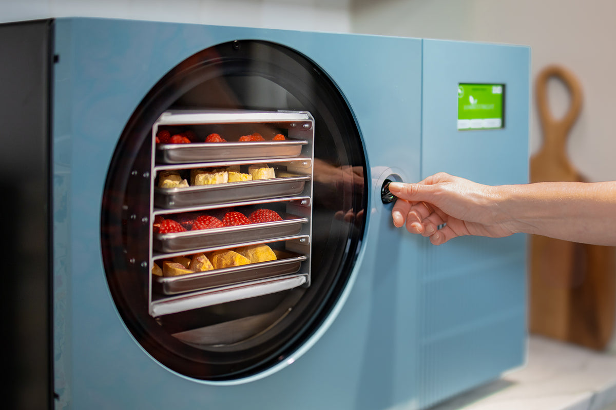 Harvest Right Countertop 360 Freeze Dryer, Pale Blue