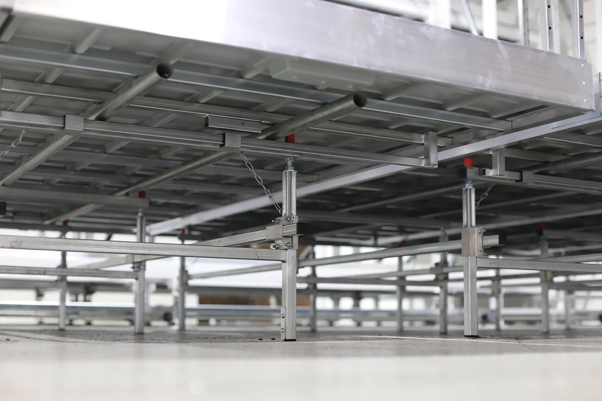CM Horticulture ST - Stationary Bench: 6 Foot Width x 40 Foot Length x 12 Inch Height, Plastic Trays