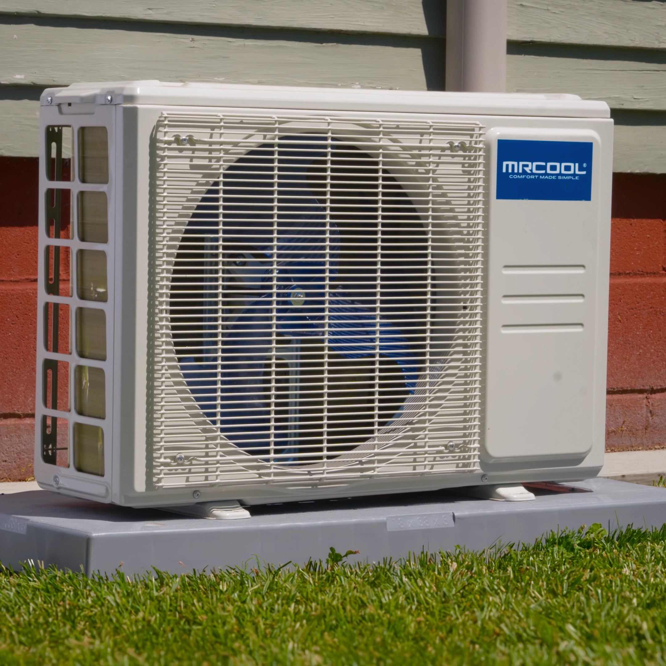 MRCOOL DIY Select White Ductless Mini-Split Air Conditioner With Heat Pump, 11.5 Foot Line Set, PRO Cable Install Kit, & Enhanced WiFi Connectivity