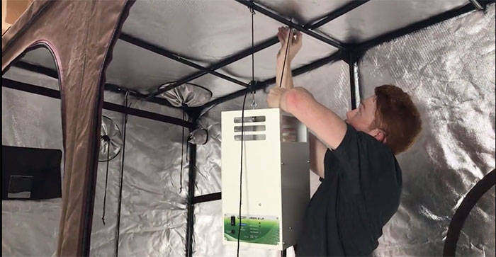 How to hang a CO2 device in your tent